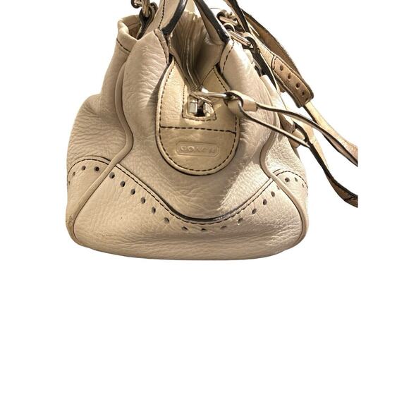 Coach Tan Shoulder Bag - Picture 13 of 16